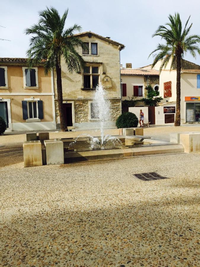 La Maison Sur La Place Aigues-Mortes Eksteriør bilde