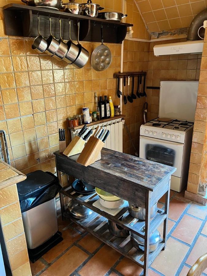 La Maison Sur La Place Aigues-Mortes Eksteriør bilde