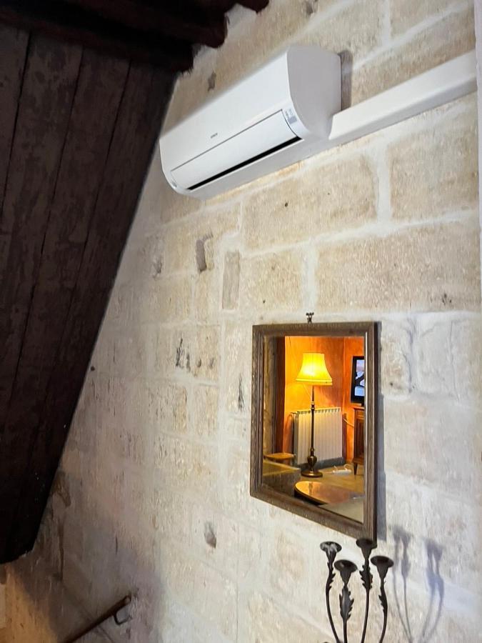 La Maison Sur La Place Aigues-Mortes Eksteriør bilde