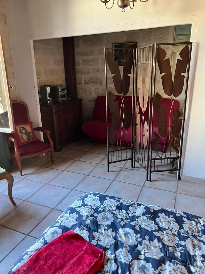 La Maison Sur La Place Aigues-Mortes Eksteriør bilde